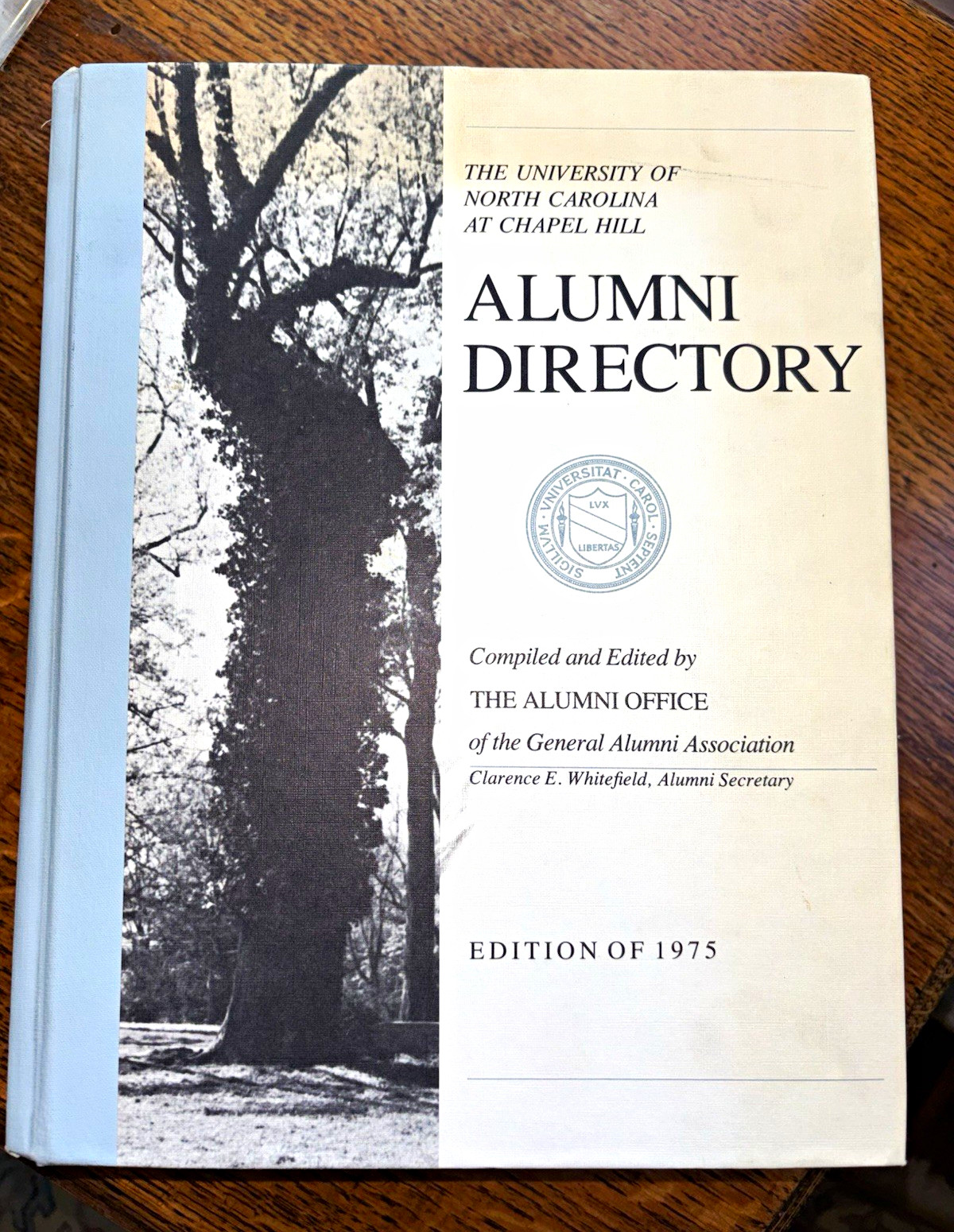 University of North Carolina at Chapel Hill Alumni Directory 1975 Edition