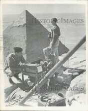 1952 Press Photo RAF Radio Observation Post near Cheops Pyramid in Cairo, Egypt picture