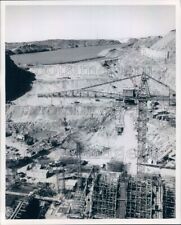Press Photo Construction Aswan High Dam Cranes picture