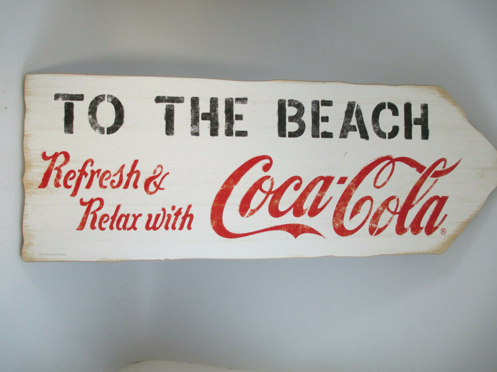 Coca-Cola Wood Arrow Sign To the Beach Refresh And Relax White Retro Rustic