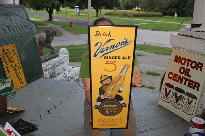 Vernor\'s Ginger Ale 5c Soda Pop Gas Station 27\
