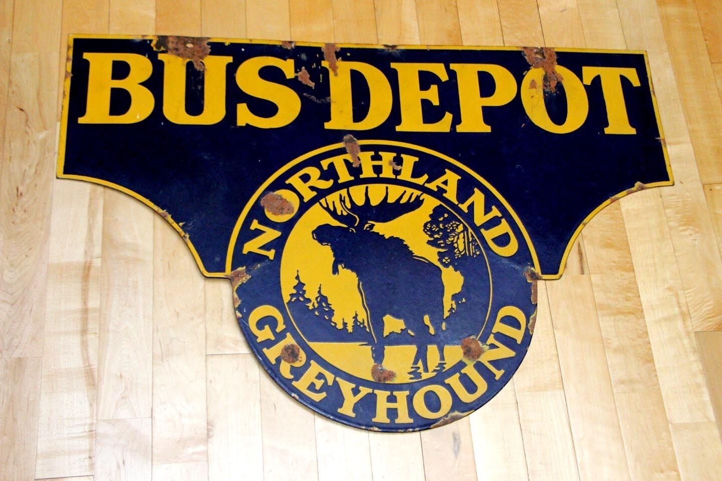 1920\'s Northland Greyhound Bus porcelain sign, see my other neon sign listings