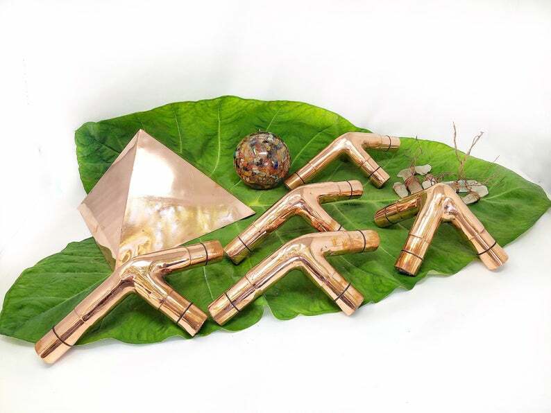 Quartz Crystal filled 1 inch stand pyramid connector M type Giza Copper Pyramid 