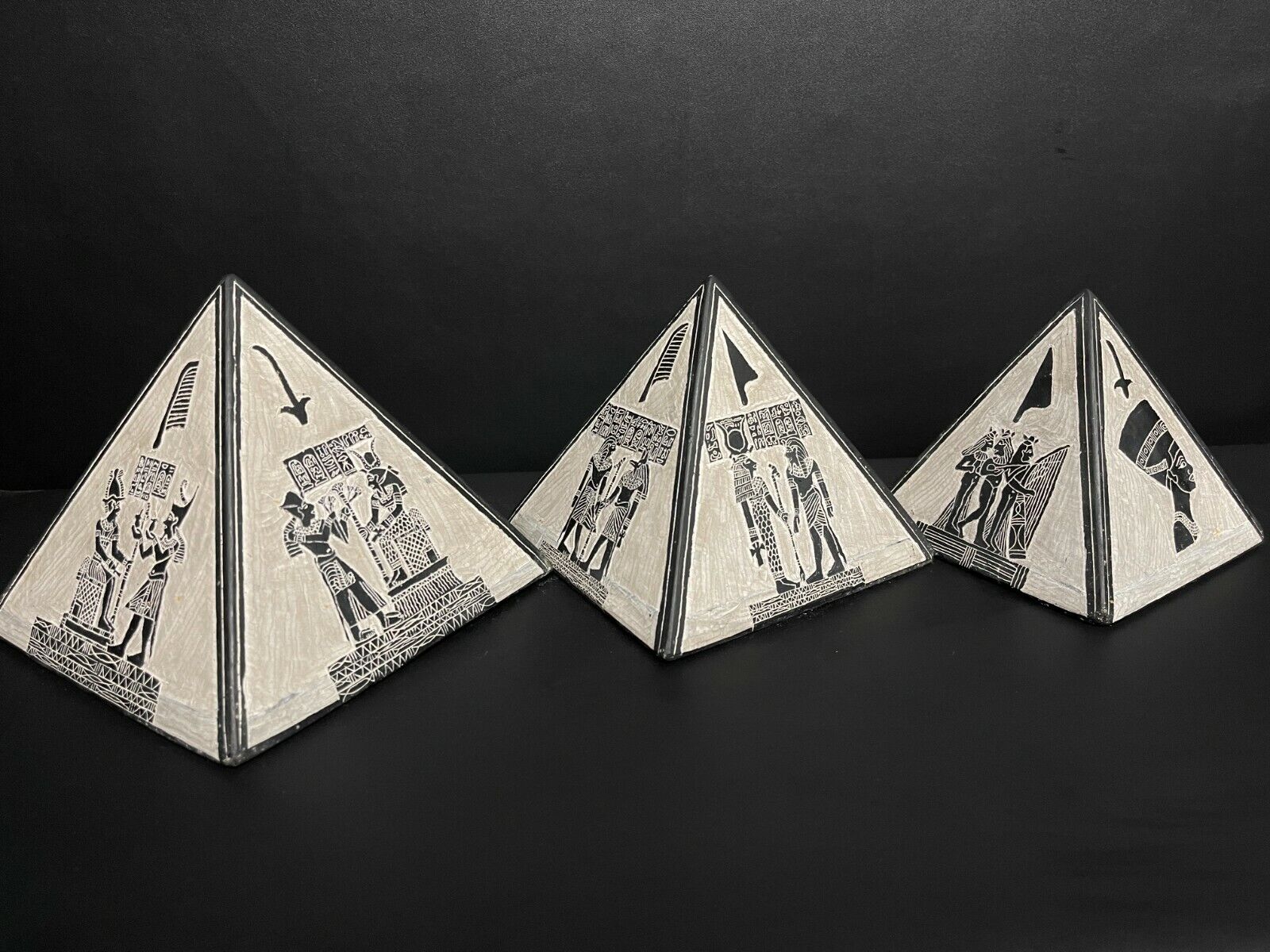 Three Egyptian pyramids - Three Heavy Pyramids of Khafre, Khufu and Menkaure