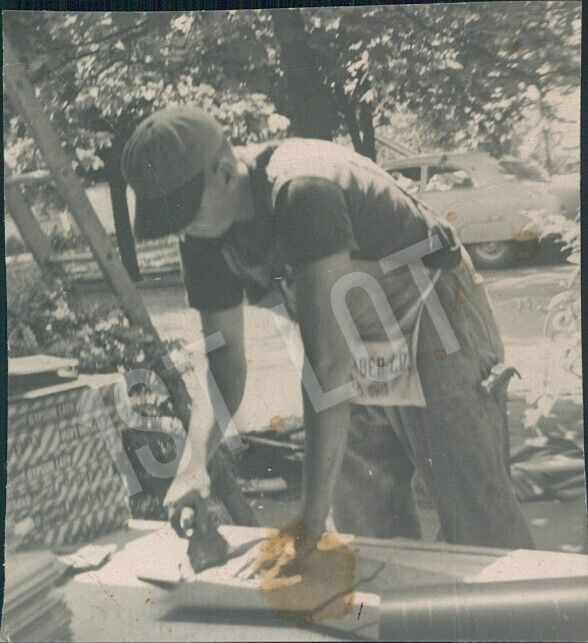 Man Working Outdoors Vintage Tradesman Snapshot - Collectible Photo
