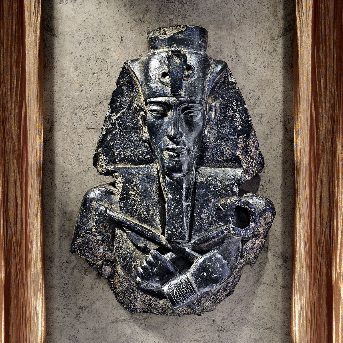Egyptian 18th Dynasty Regal Pharaoh Amenhotep IV Aten Wall Sculpture