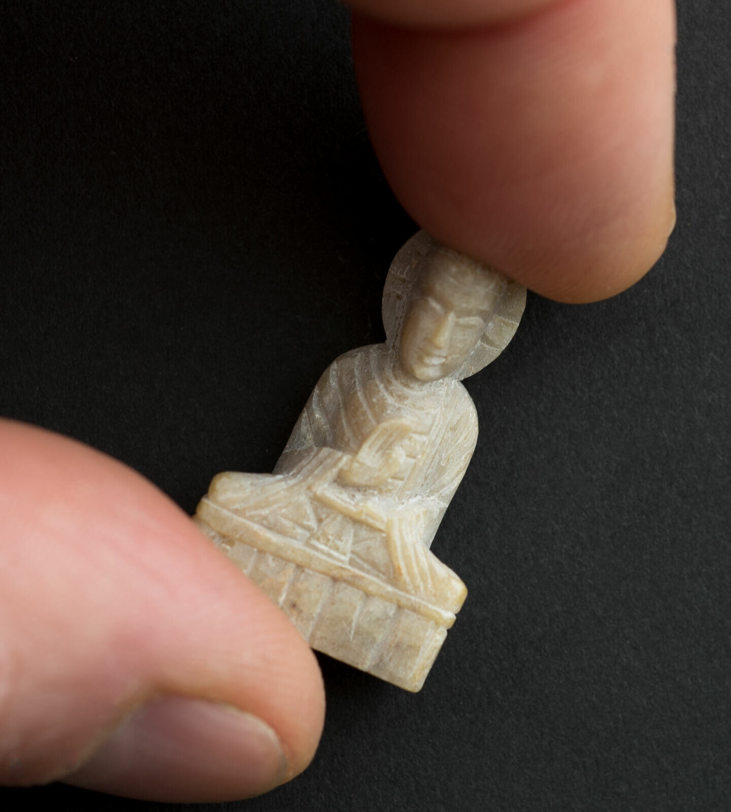 Amulet Of Buddha Figurine Stone Soapstone Abhaya Mudra Hand Made Nepal 26862