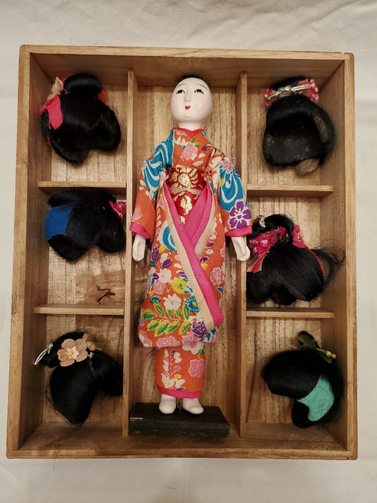 Fuyiko Boxed in Wood Japanese Lady Doll with Six Wigs 60+ years old