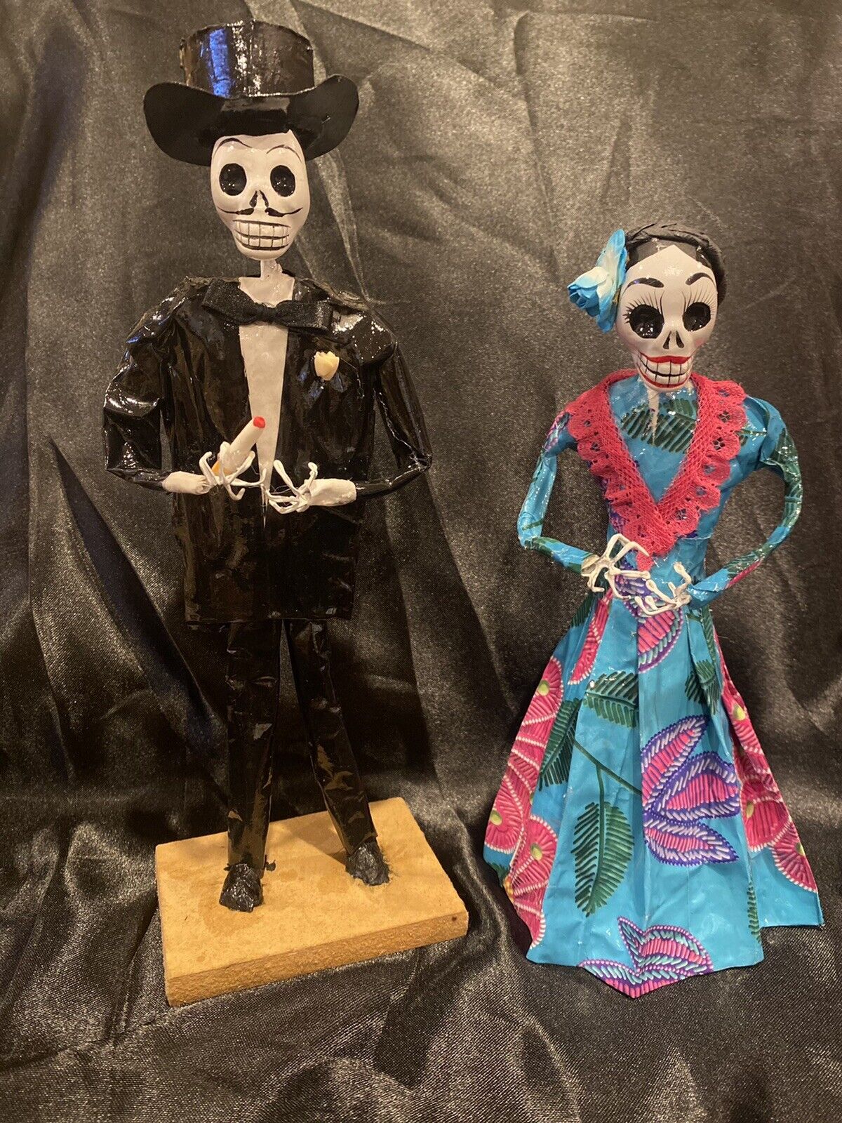 DAY OF THE DEAD FRIDA KHALO PAPER MACHE DOLLS AND MAN CATRIN