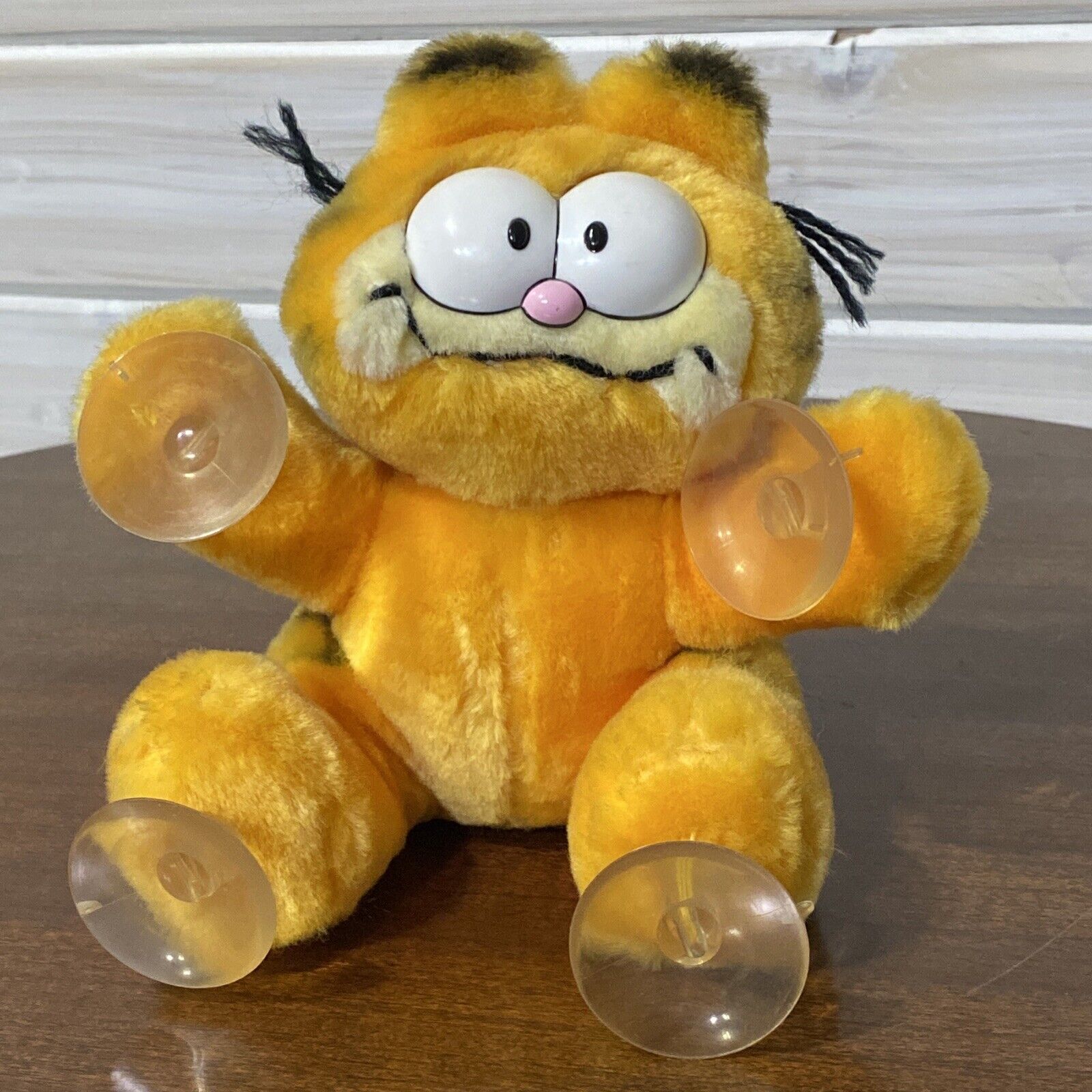 Vintage Garfield Hang On Window Cling Dakin Suction Cup 1981 Attack Cat Pin