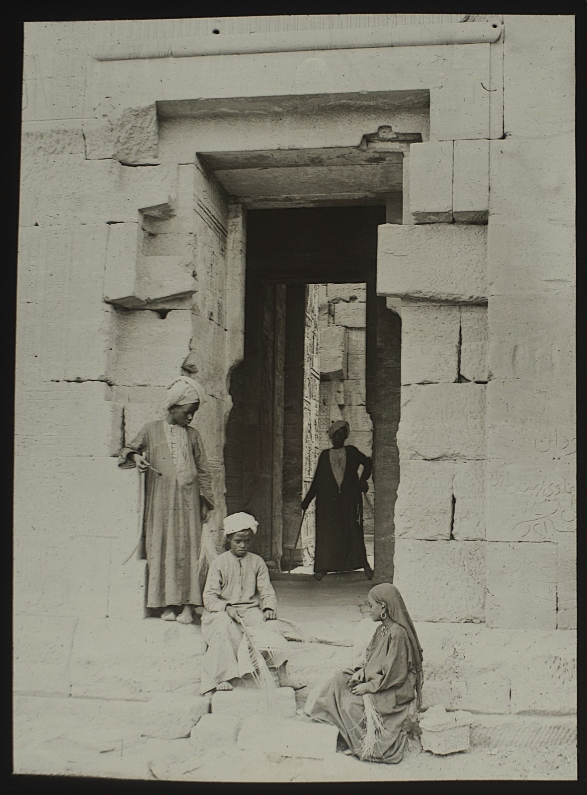 Photo DOORWAY OF EGYPTIAN RUINS AT PHILAE EGYPT C1890 Magic Lantern Slide