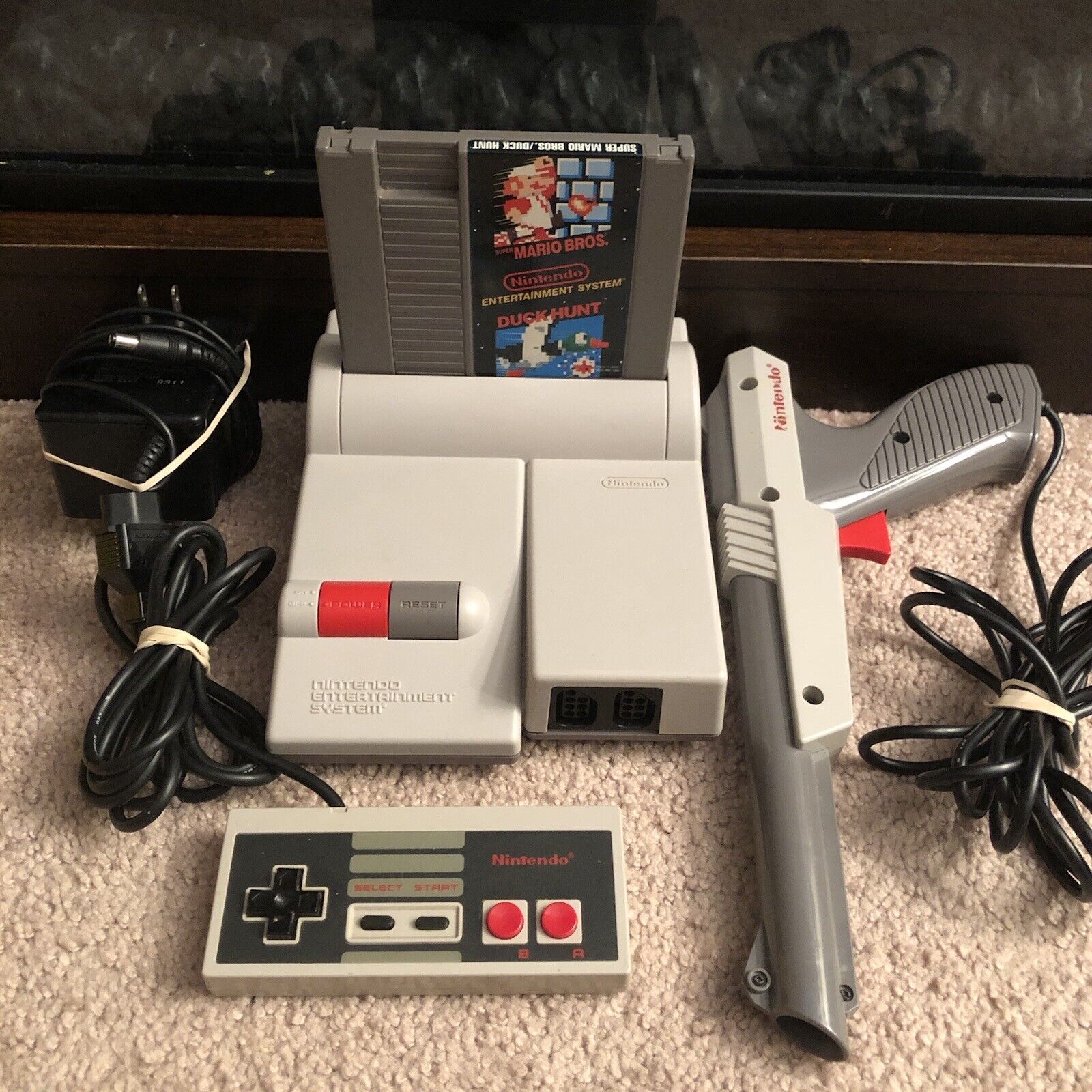 Nintendo NES Top Loader w/ Mario Bros and Zapper Gun