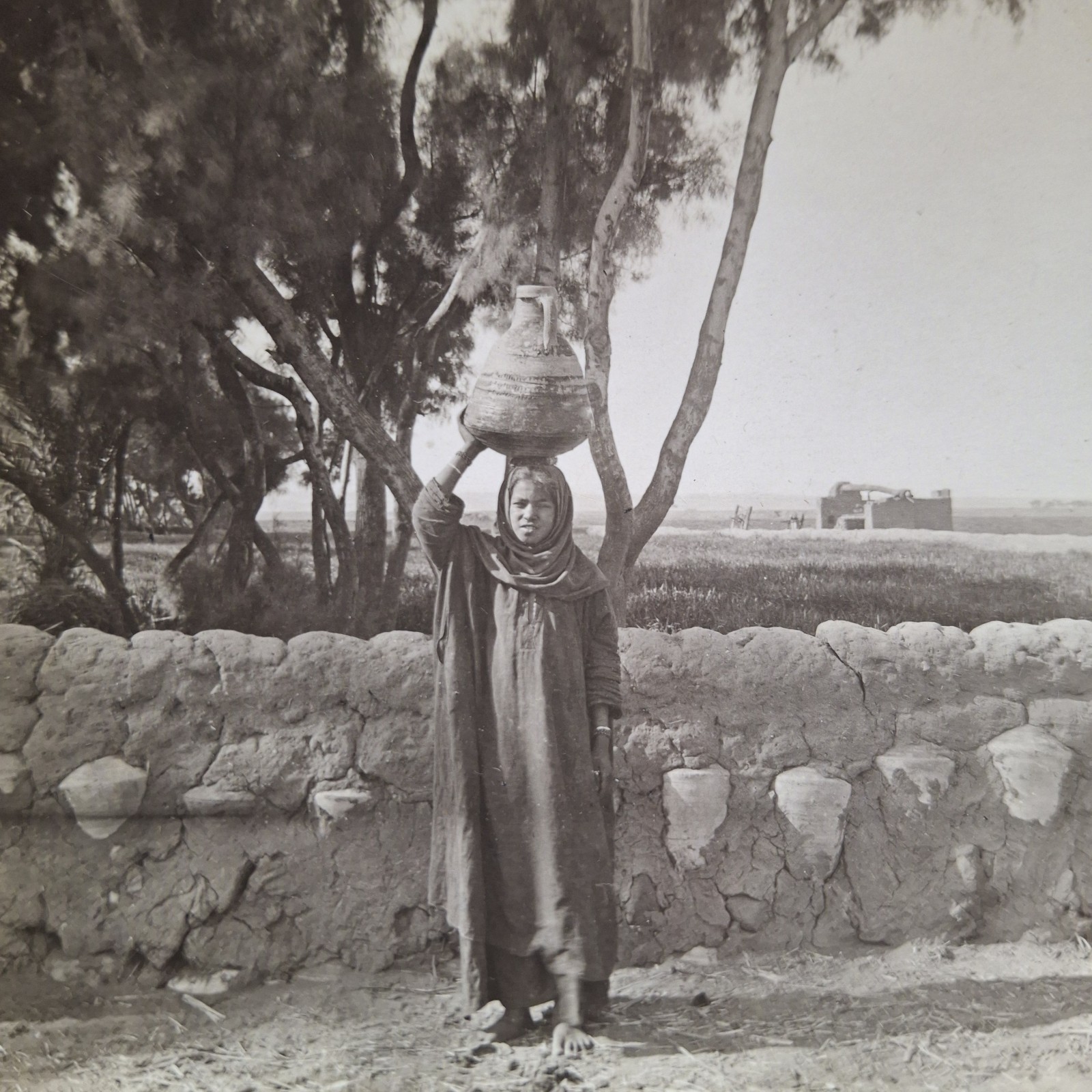 Stereoview Antique Photograph Girl Carrying Water Dendera Egypt c1901 H.C. White