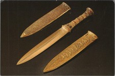 Cairo Ornately decorated dagger and sheath from the reign 4x6 Postcard picture