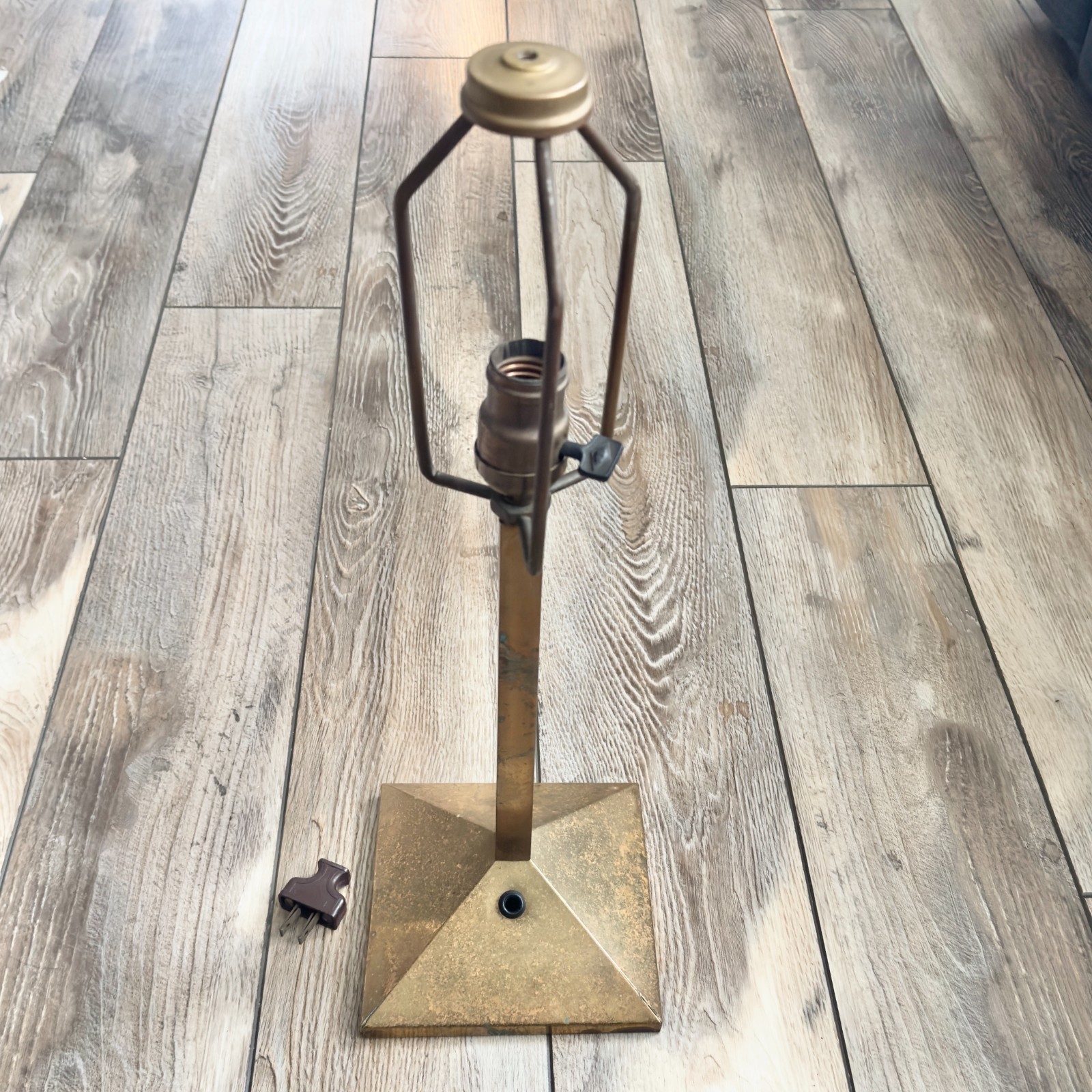 Vintage Unique Art Deco Table Desk Lamp Pass Seymour P&S Socket No Cord Vintage Unique Art Deco Table Desk Lamp Pass Seymour P&S Socket No Cord
