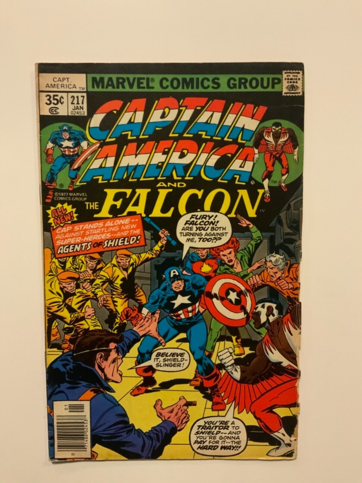 Captain America And Falcon #217 1st App of Quasar - I COMBINE SHIPPING 