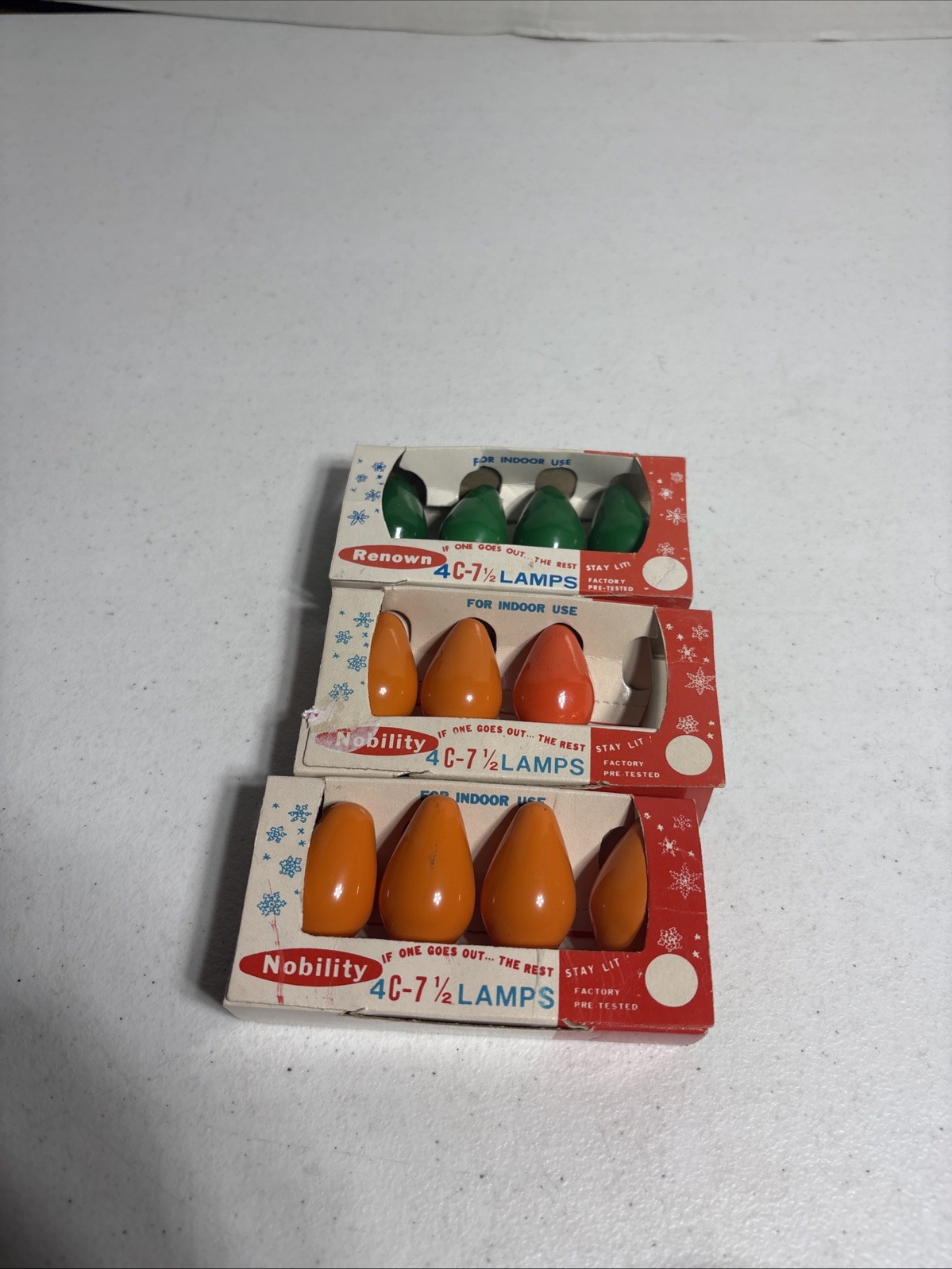 Nobility / Renown C-71/2 Indoor  Bulbs Replacements NOS 12 Total