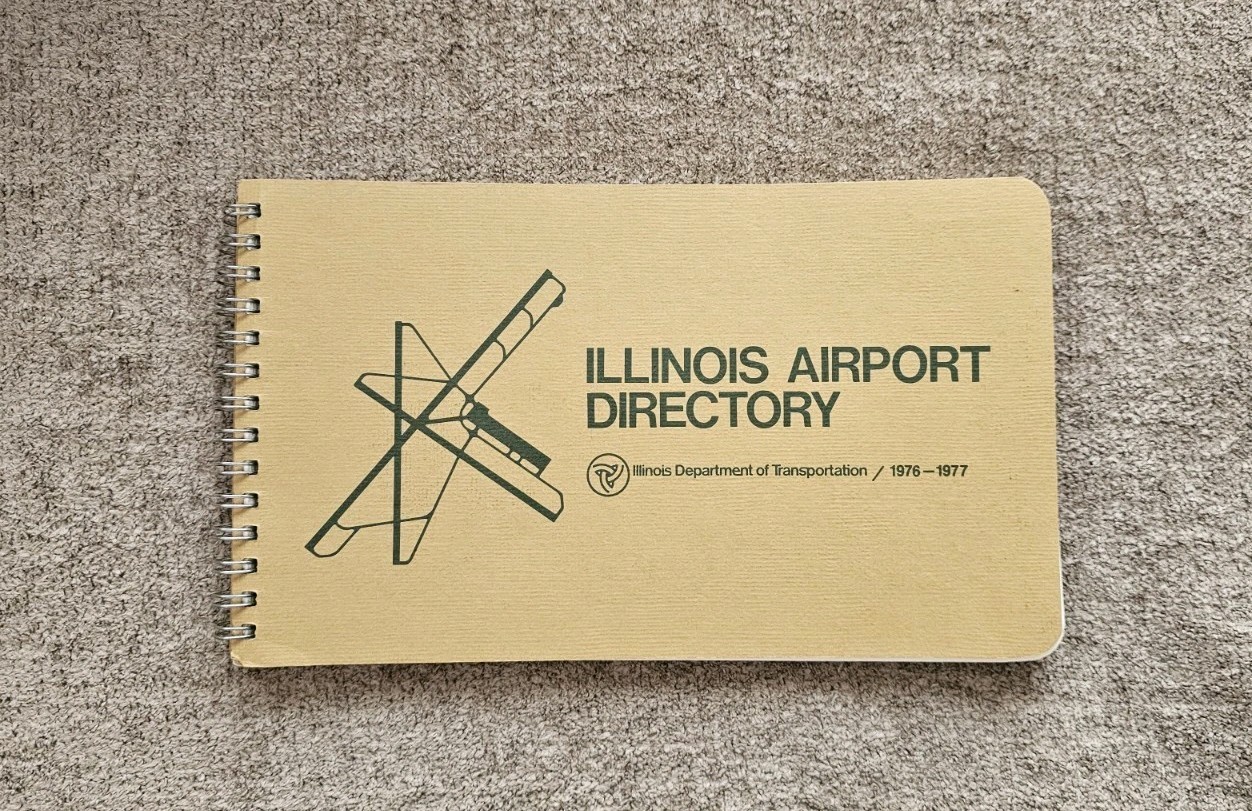 1976-1977  Illinois Airport Directory Chicago Illinois Department Transportation