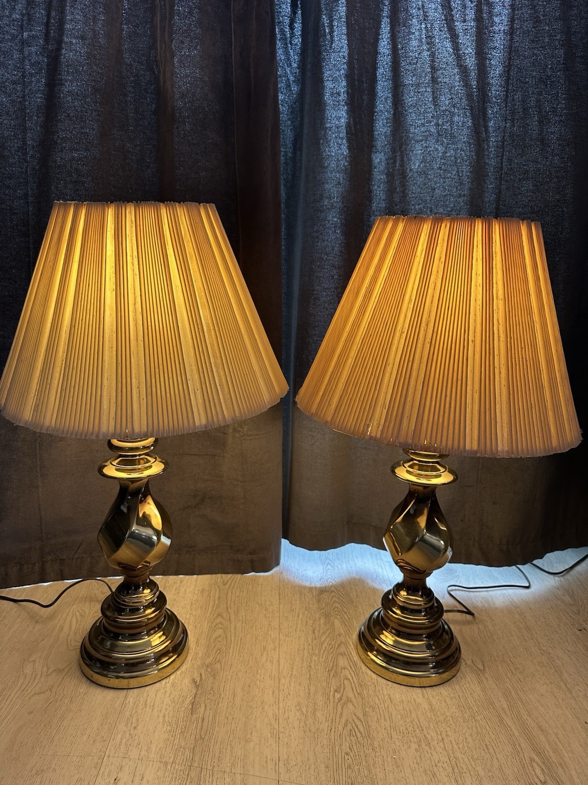 Pair Vintage 28” Brass Table Lamps Twisted Spiral Column Pleated Shades Working