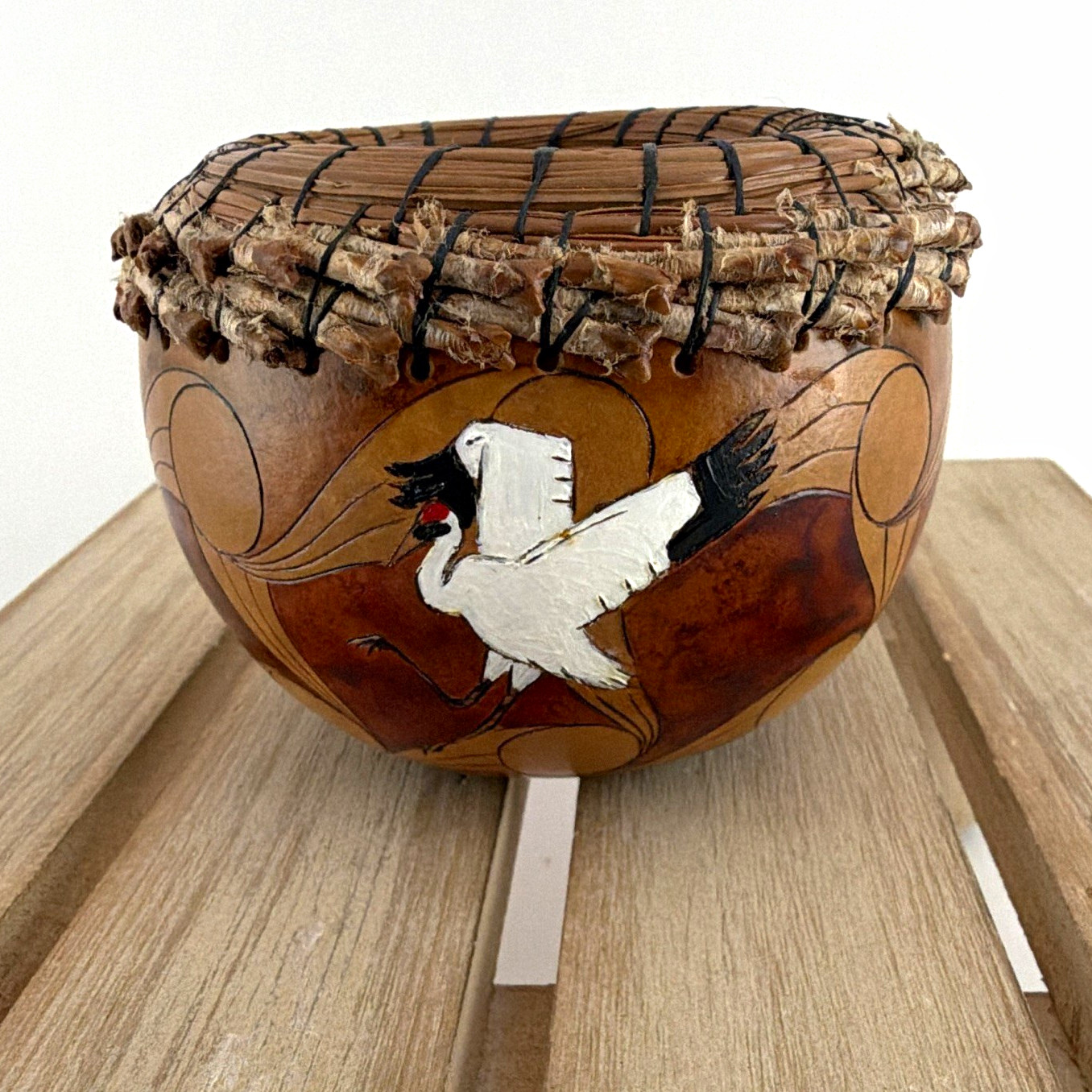 Signed Vickie Henderson (2007) Handcrafted Gourd Vessel with crane motif Signed Vickie Henderson (2007) Handcrafted Gourd Vessel with crane motif