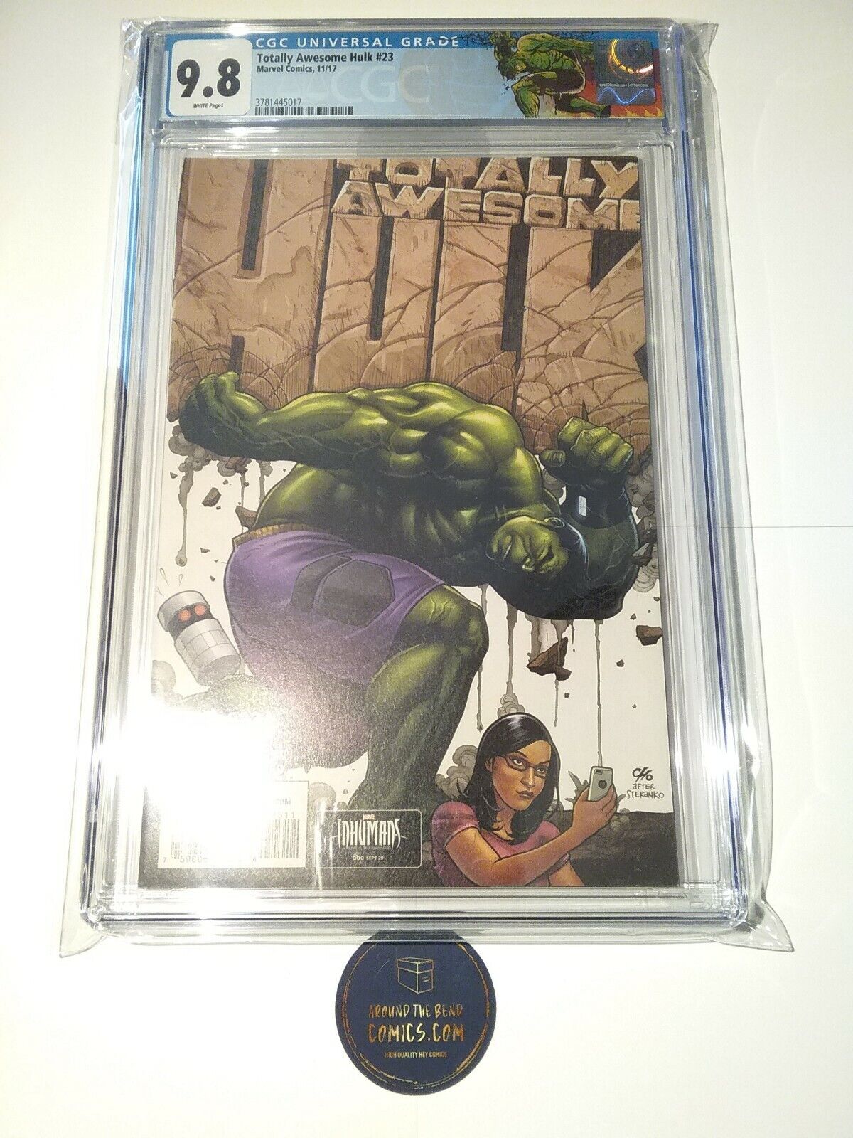 Totally Awesome Hulk #23, Homage to Steranko King Size Special and Retired Label