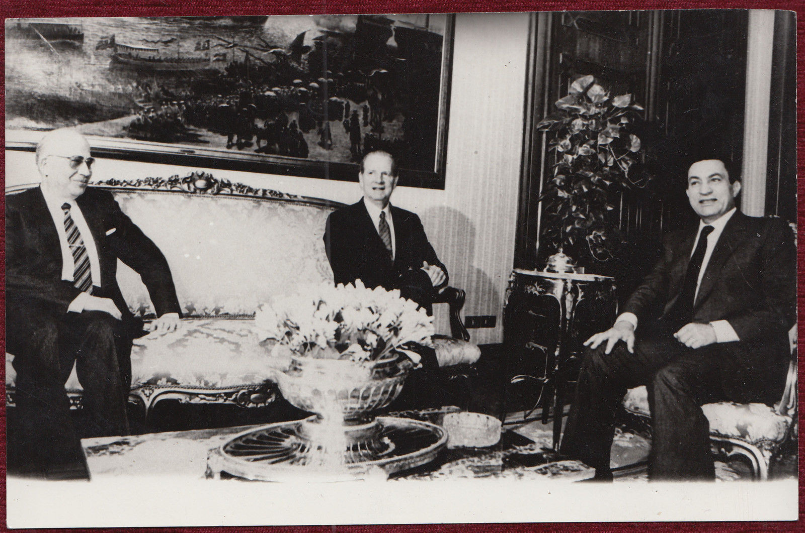 1991 Original Photo Egypt Hosni Mubarak US James Baker Cairo Security Midle East