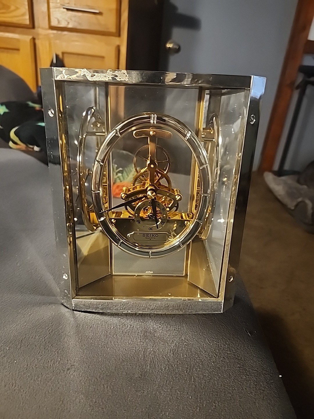 Seiko Quartz Skeleton Mantle/Desk Table Clock QAW110 G Keeps Perfect Time 8\