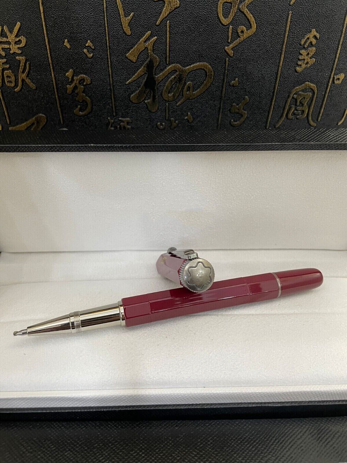 Luxury Egypt Series Deep Red+Silver Color 0.7mm Rollerball Pen
