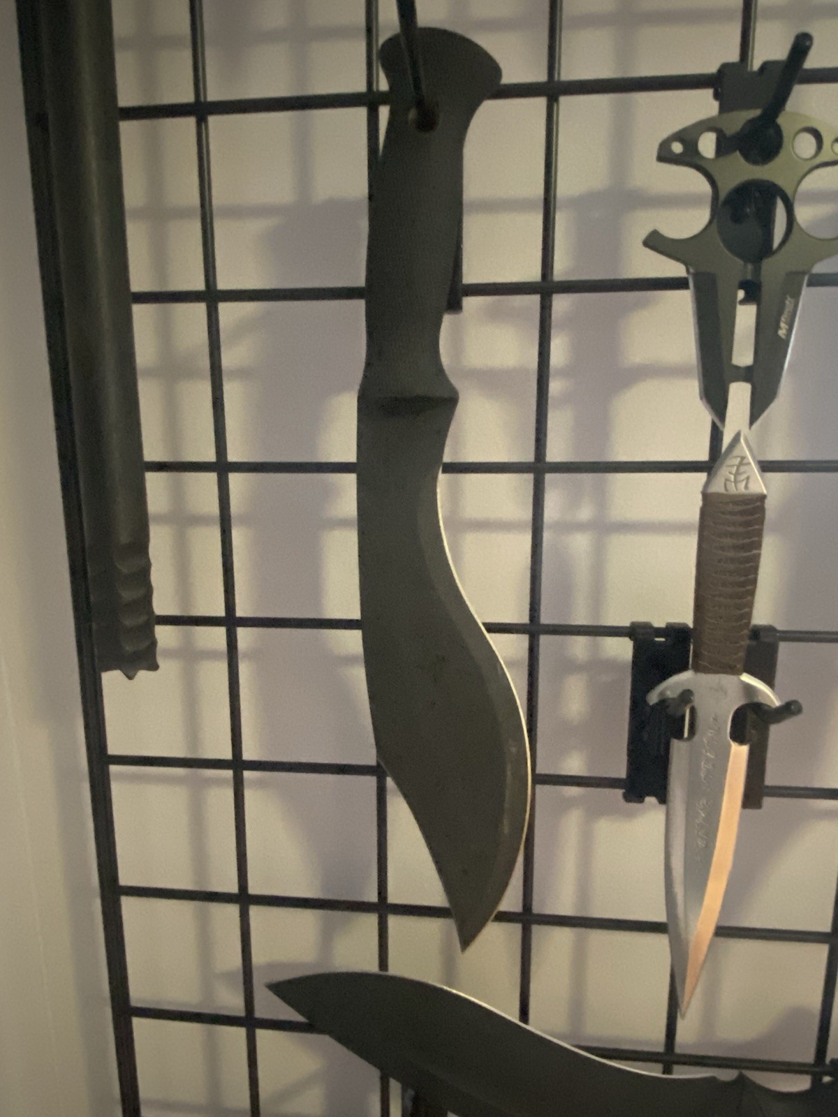 Cold Steel Special Projects Kukri Bowie Knife Fixed Blade with Sheath Cold Steel Special Projects Kukri Bowie Knife Fixed Blade with Sheath
