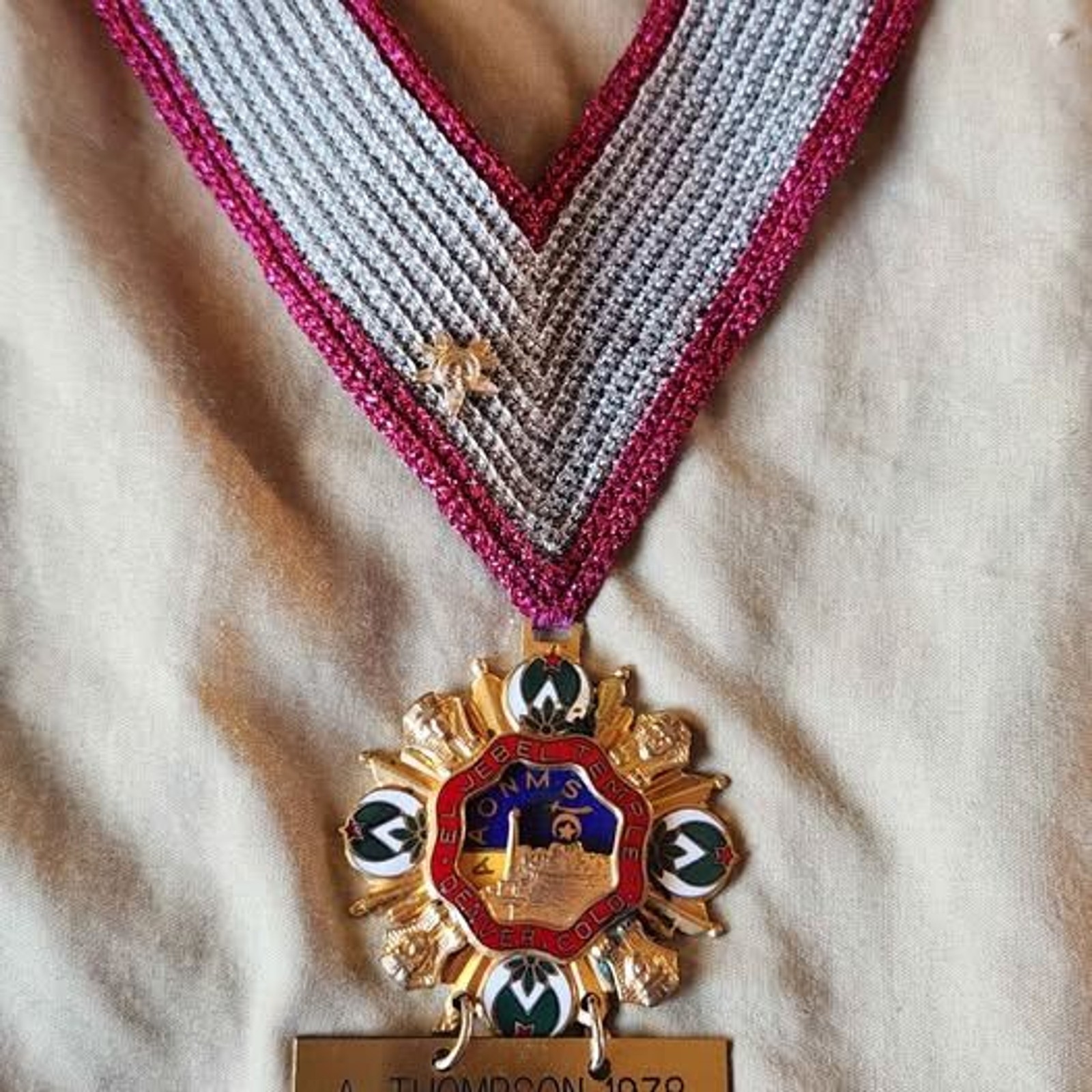 1978 Daughters of the Nile Past Queen Medal Masonic Shriners Knights Templar