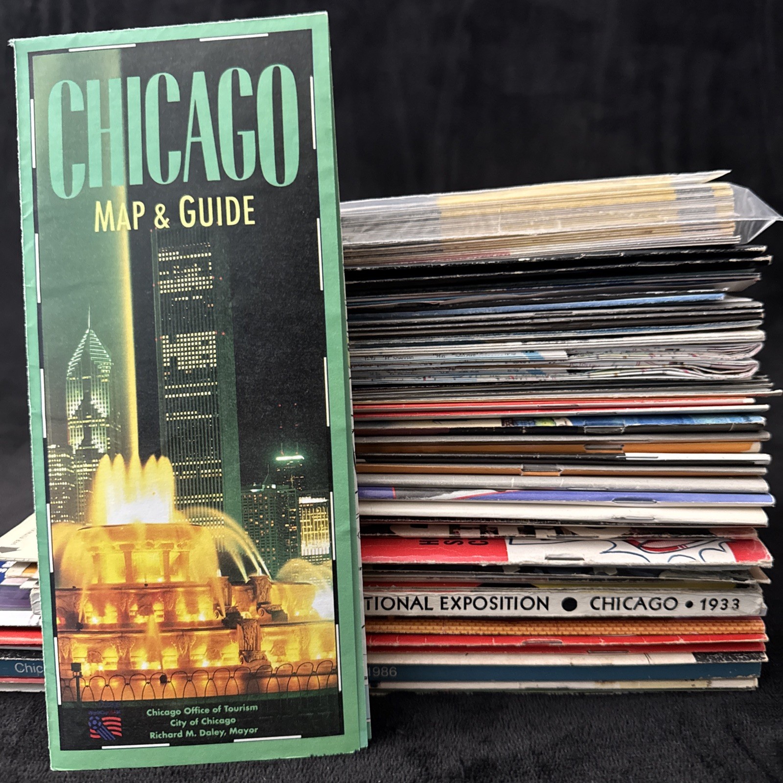 Chicago Illinois VINTAGE EPHEMERA LOT Maps 1933 Worlds Fair NAVY PIER Postcards