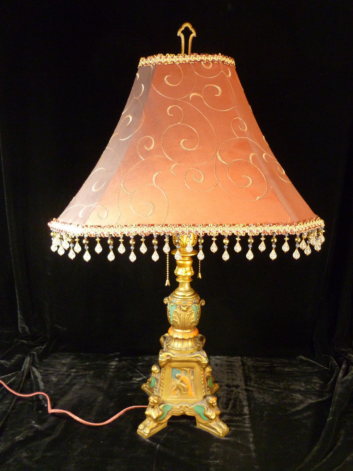 INCREDIBLE EGYPTIAN REVIVAL TABLE LAMP W/ WINGED GRIFFINS SPHINXES - CIRCA 1925