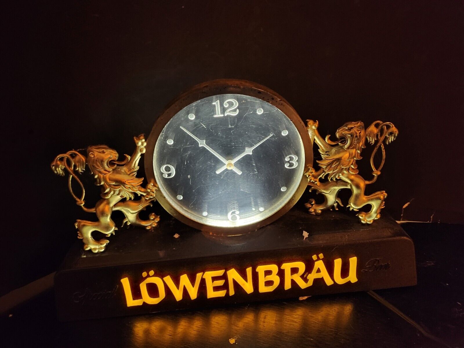 Lowenbrau Clock Works