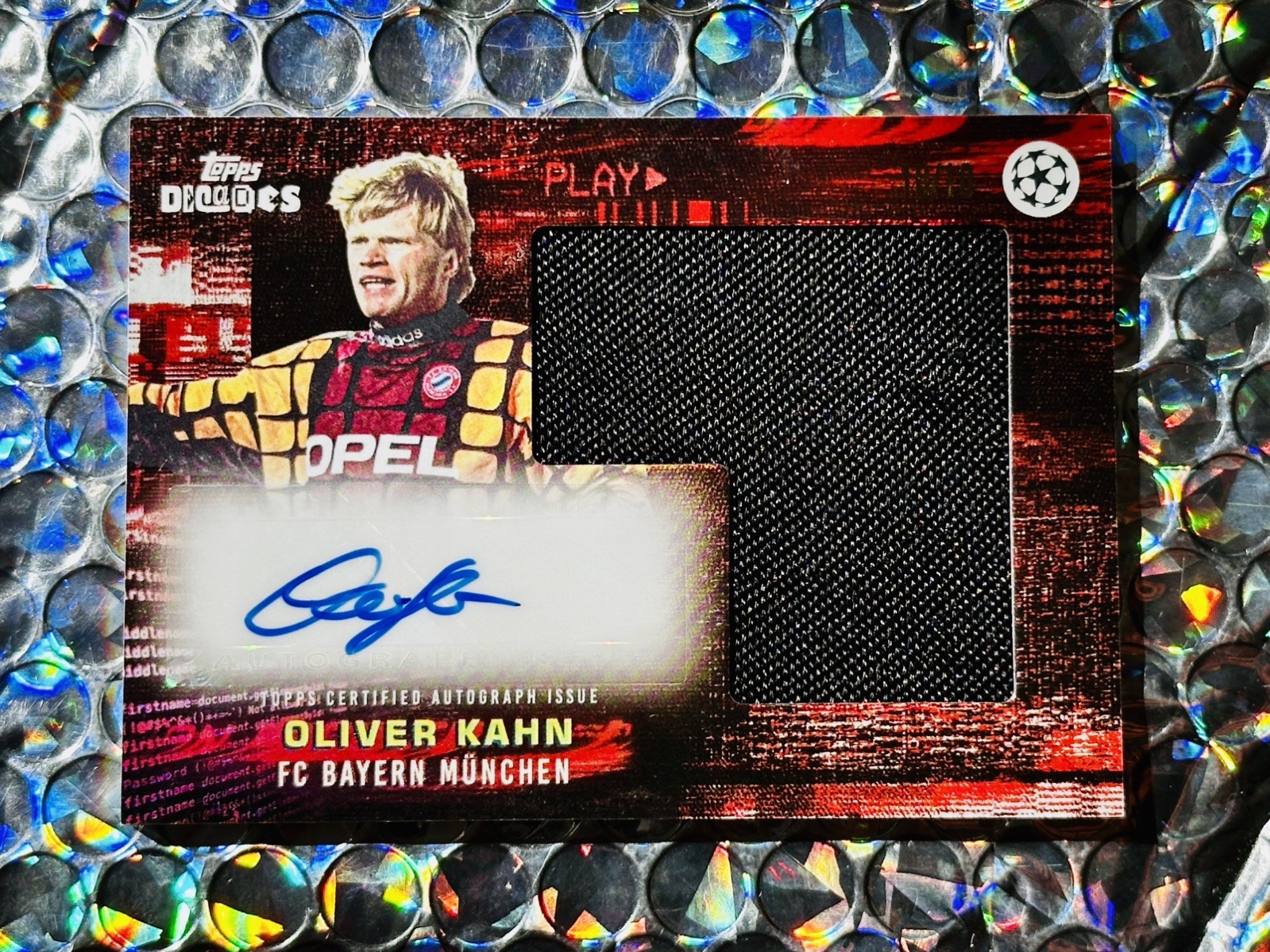 Topps Decades Bayern Munich Legend Oliver Kahn Auto + Signature Patch /10 Rare Topps Decades Bayern Munich Legend Oliver Kahn Auto + Signature Patch /10 Rare