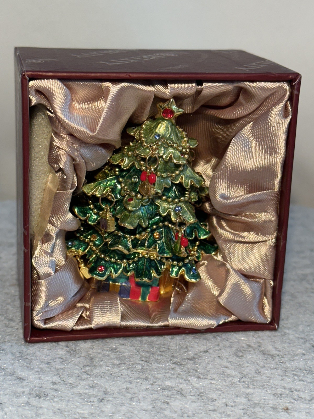 Nobility Christmas Tree Trinket Box Enameled Flocked Tree Magnetic Closure