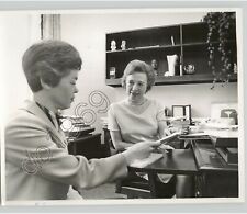 PRESIDENT NIXON Secretary ROSE MARY WOODS w Asst. MARGE AKER 1969 Press Photo picture