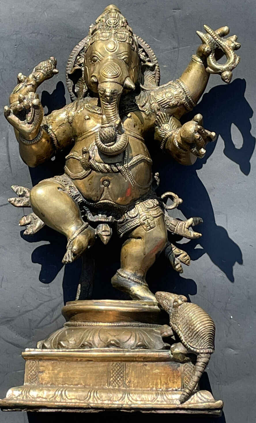 Vintage Ganeh Brass/Bronze Hindu Deities Dancing God art Statue. Rare