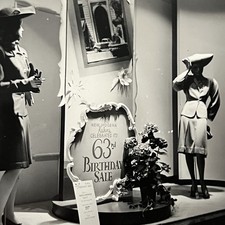 Vintage Snapshot Photograph Mannequin Kahn’s Department Store Oakland CA Odd picture