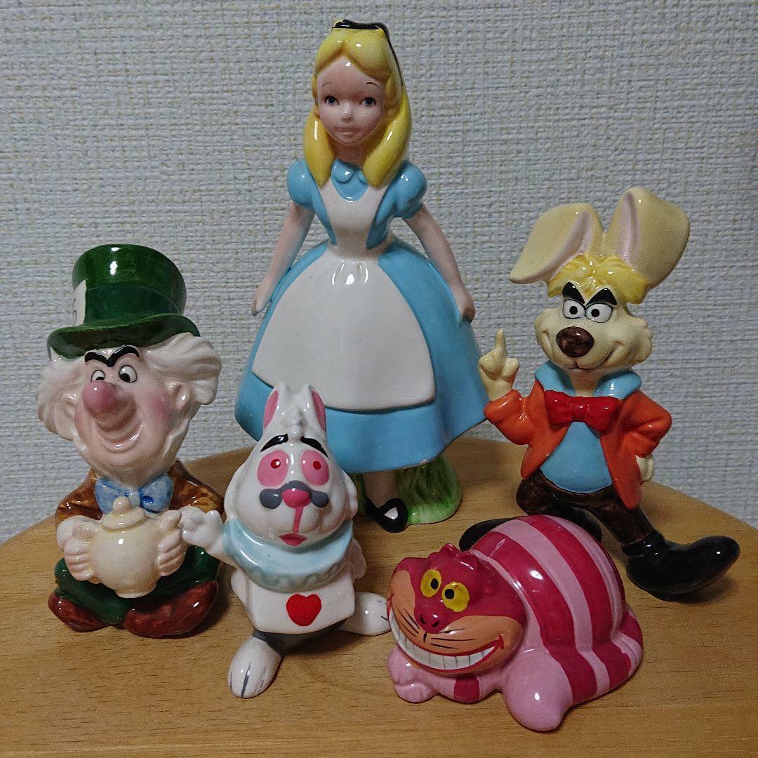 Vintage Disney Store Alice in Wonderland Figure set of 5 Figurine Doll Pottery