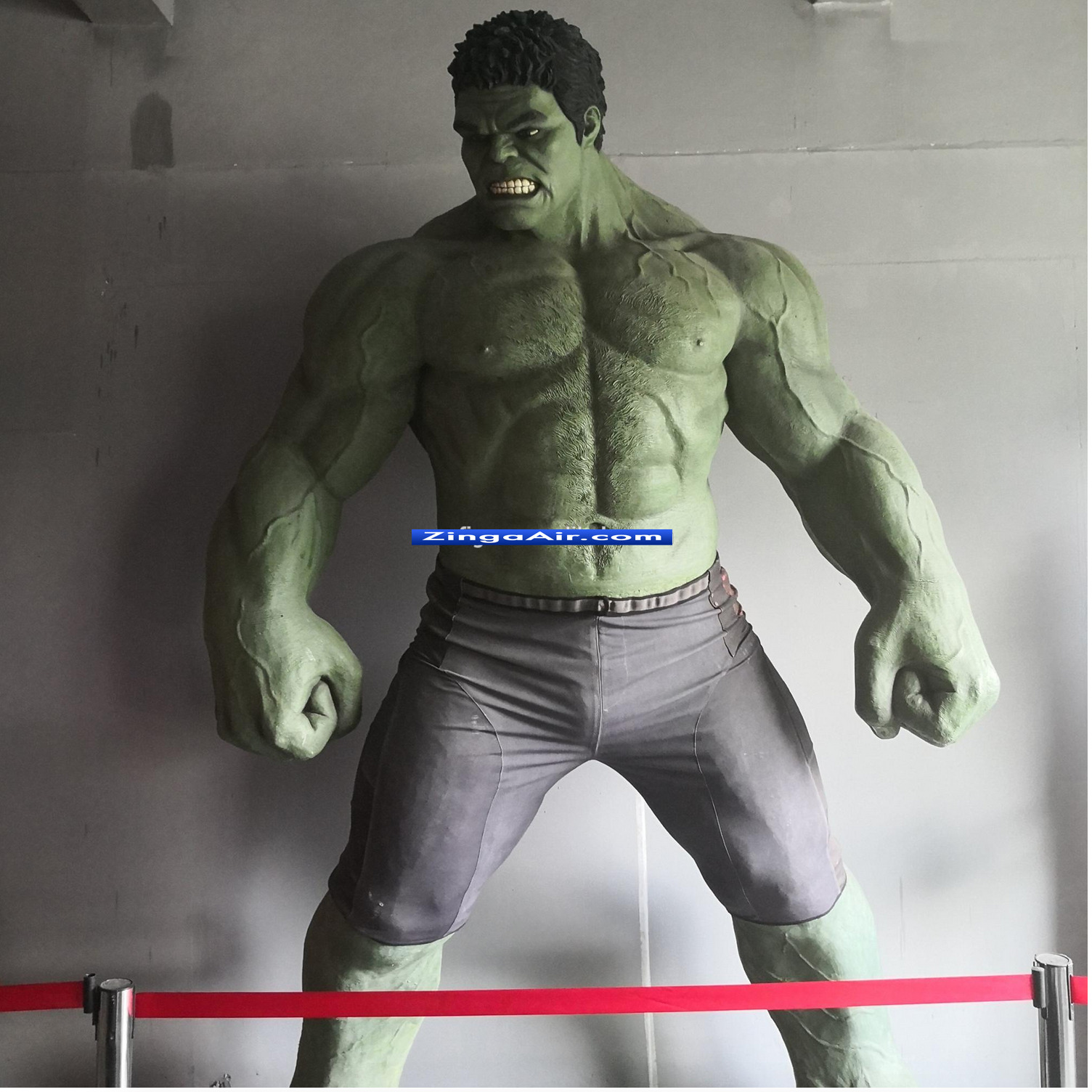 25\' Life Size Incredible Hulk Marvel Wax Statue Actor Prop Display Style 1:1