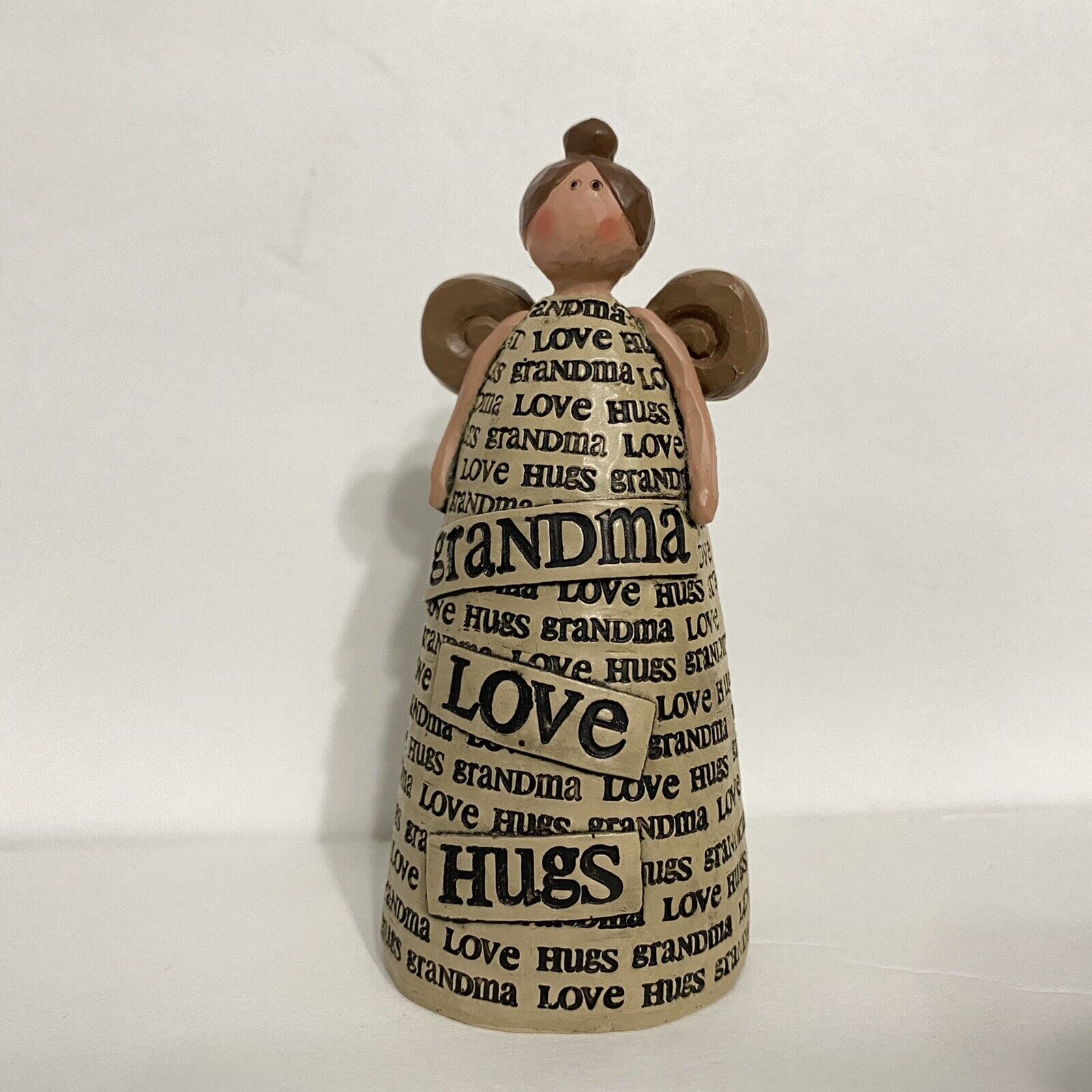 Grandma Love Hugs Figurine 4.25 Inches Tall
